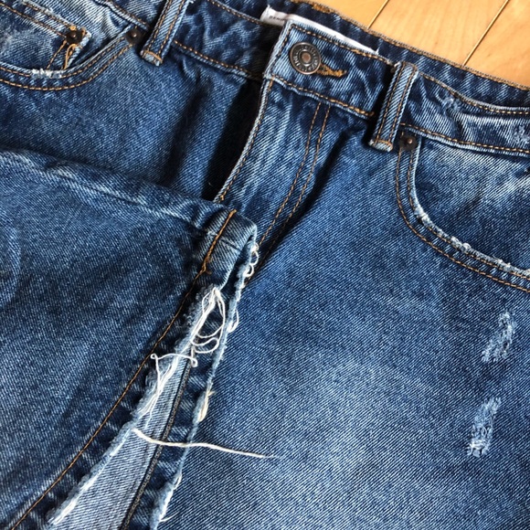 NWOT high waisted Stradivarius Denim Skirt size 06 - Picture 4 of 8